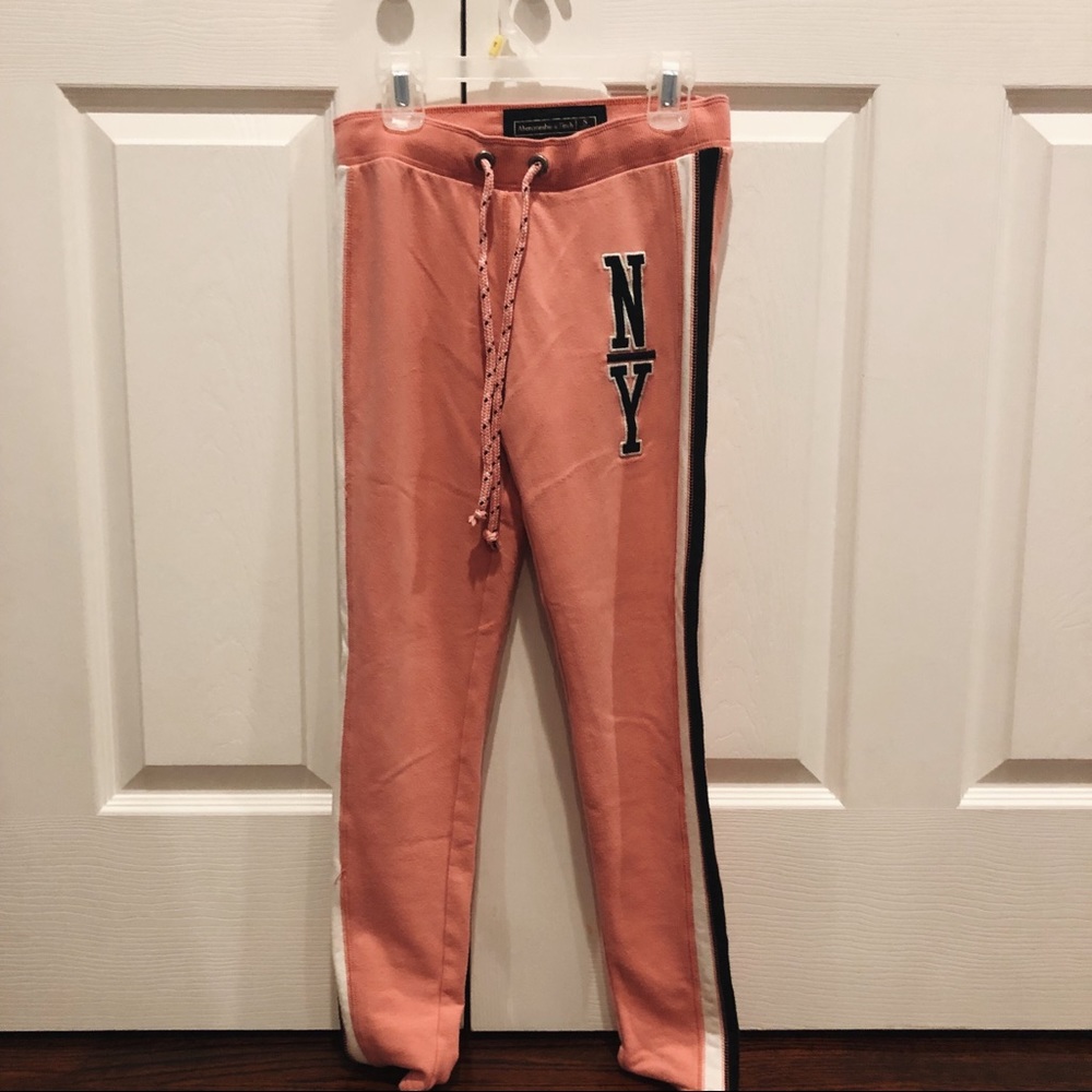 abercrombie and fitch pink sweatpants